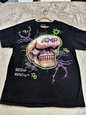 AMP Graphic Skull Short Sleeve Tee Size Large